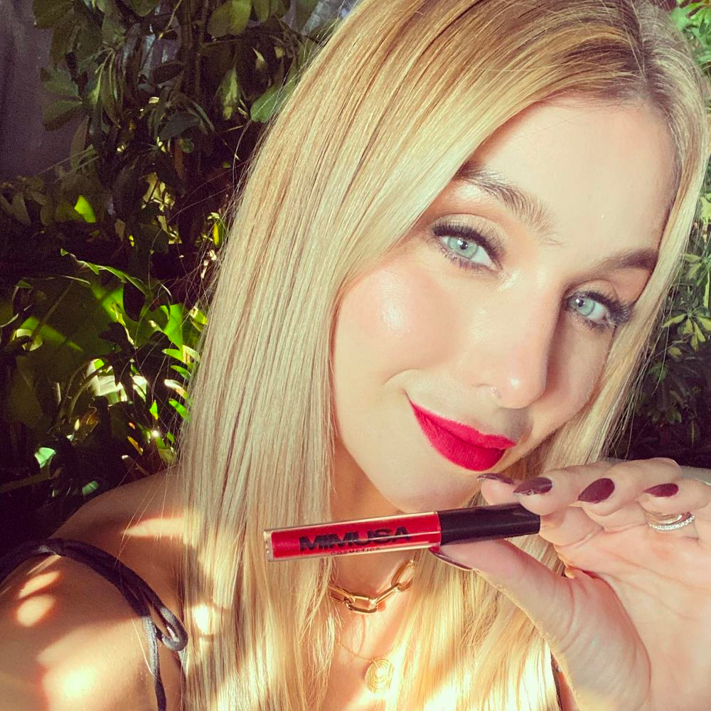 Marcela Mistral y MP Branding